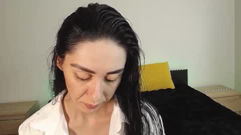 Snapshot of brunettgirl_ chatting on 12, 3, 2025 Ellis online show from 12, 3, 2025