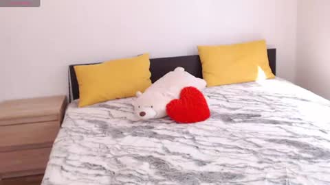 Snapshot of brunettgirl_ chatting on 9, 7, 2026 Ellis online show from 9, 7, 2026