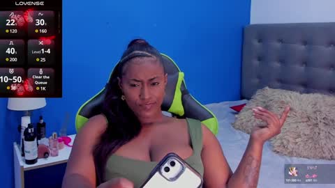 Snapshot of brunna_brownn chatting on 18, 12, 2024 Brunna online show from 18, 12, 2024