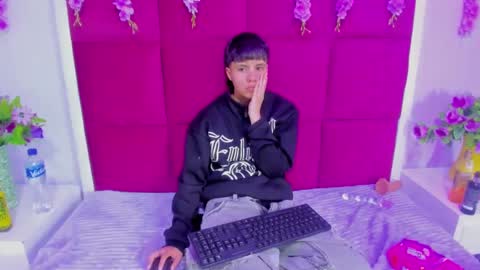 Snapshot of bruno_cruz chatting on 24, 9, 2025 Bruno Cruz online show from 24, 9, 2025