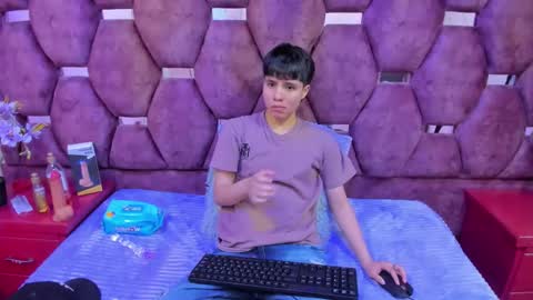 Bruno Cruz online show from 22, 10, 2025