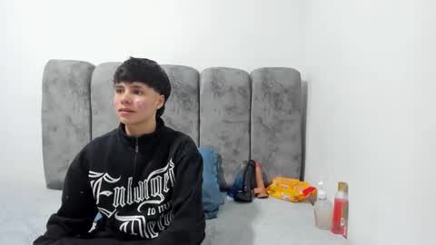 Snapshot of bruno_cruz chatting on 17, 4, 2026 Bruno Cruz online show from 17, 4, 2026