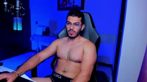 Snapshot of bruno_diaz31 chatting on 4, 7, 2026 Bruno online show from 4, 7, 2026