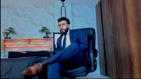 Snapshot of bruno_woods chatting on 4, 3, 2025 Andres Suarez online show from 4, 3, 2025
