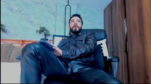 Snapshot of bruno_woods chatting on 12, 3, 2025 Andres Suarez online show from 12, 3, 2025