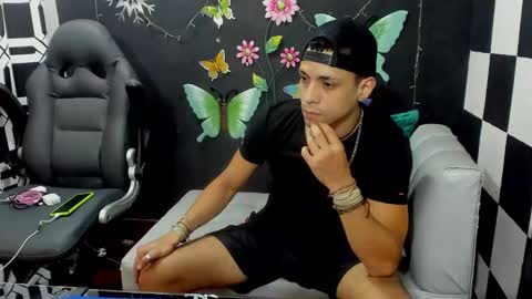 Snapshot of brunocuttie94 chatting on 9, 2, 2025 Join my fan club here 150 tokens a month online show from 9, 2, 2025