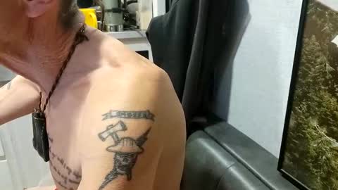 Steve... aka SkinnieDippin aka TimberTramp online show from 2, 11, 2025