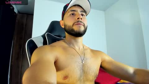 Snapshot of bryan_oficials chatting on 23, 9, 2025 bryan_oficials online show from 23, 9, 2025