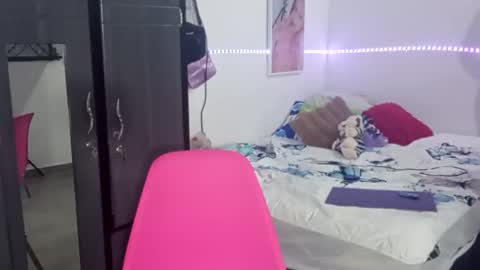 bryanny760719 online show from 18, 2, 2026