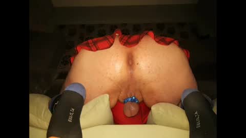 Bubbl3sbutt online show from 3, 10, 2025