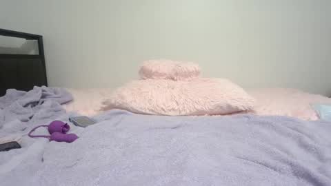 Queen Lola XXX online show from 11, 3, 2026