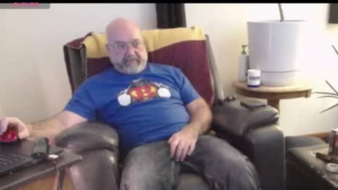 Snapshot of buckreams chatting on 4, 2, 2025 Buck online show from 4, 2, 2025