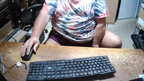 Snapshot of bucku2 chatting on 23, 10, 2025 Bucku2 online show from 23, 10, 2025