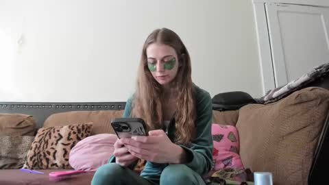 Buffy online show from 2, 1, 2025