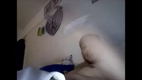 Snapshot of bugbadben chatting on 1, 4, 2026 Benpugh online show from 1, 4, 2026