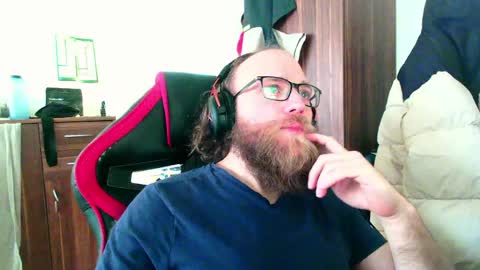 Snapshot of buhalteris chatting on 19, 5, 2026 Lukas online show from 19, 5, 2026