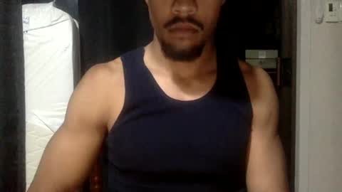 Snapshot of bulaboy27 chatting on 10, 1, 2025 meaty man online show from 10, 1, 2025
