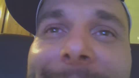 Snapshot of bull33_ chatting on 11, 10, 2025 bull33_ online show from 11, 10, 2025