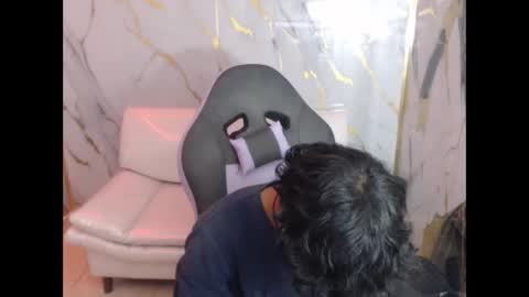 Snapshot of bull_cam chatting on 5, 10, 2025 bull_cam online show from 5, 10, 2025