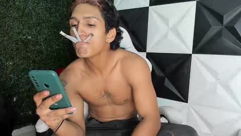 bull_cam online show from 16, 12, 2025