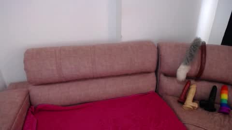 Snapshot of bunny_hoot chatting on 13, 12, 2024 NINA online show from 13, 12, 2024