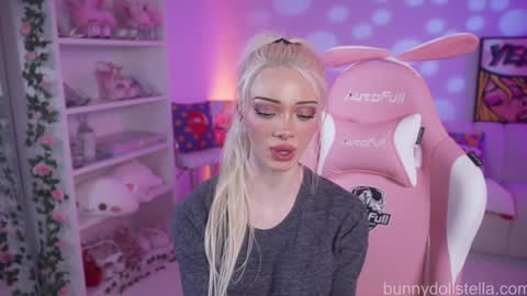 Stella online show from 9, 1, 2026