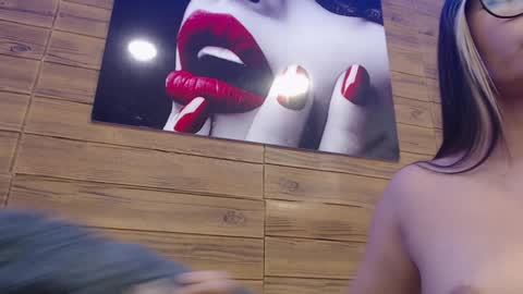 Snapshot of bunnyebony1 chatting on 28, 1, 2025 Ashlye online show from 28, 1, 2025