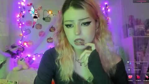 Snapshot of bunnyislewd chatting on 26, 10, 2025 bunnyislewd online show from 26, 10, 2025