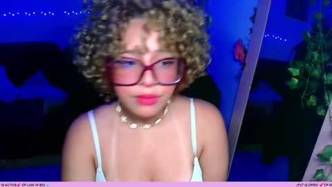 Snapshot of bunnylilith_ chatting on 17, 6, 2026 bunnylilith_ online show from 17, 6, 2026
