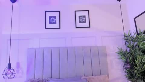 Snapshot of bunnypeachyy chatting on 21, 10, 2025 online show from 21, 10, 2025