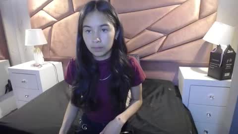 Snapshot of bunnywhite21 chatting on 19, 9, 2025 bunny online show from 19, 9, 2025