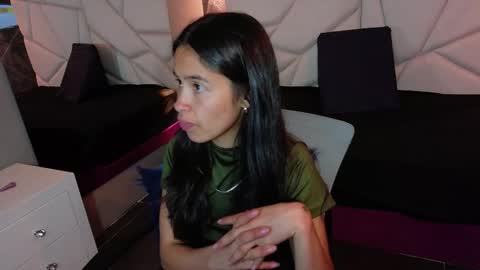 Snapshot of bunnywhite21 chatting on 21, 9, 2025 bunny online show from 21, 9, 2025