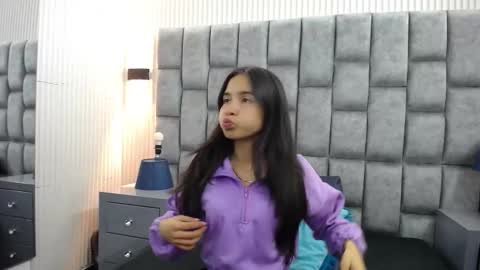 Snapshot of bunnywhite21 chatting on 23, 9, 2025 bunny online show from 23, 9, 2025