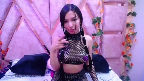 burbuja pink  online show from 9, 10, 2025