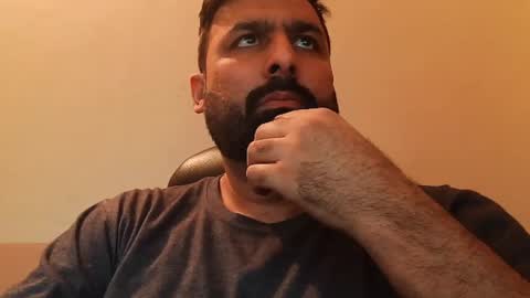 Hairy Arabian online show from 20, 1, 2025