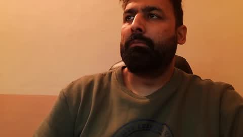 Hairy Arabian online show from 27, 1, 2025