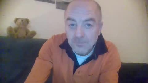 burnleyguy1977 online show from 19, 1, 2025