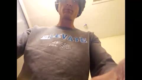 Snapshot of burntbuns710 chatting on 13, 12, 2024 LostSingledad online show from 13, 12, 2024