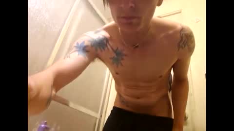 Snapshot of burntbuns710 chatting on 1, 1, 2025 LostSingledad online show from 1, 1, 2025