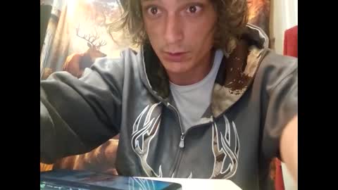 Snapshot of burntbuns710 chatting on 16, 9, 2025 LostSingledad online show from 16, 9, 2025