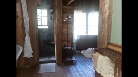 Snapshot of burntbuns710 chatting on 30, 9, 2025 LostSingledad online show from 30, 9, 2025