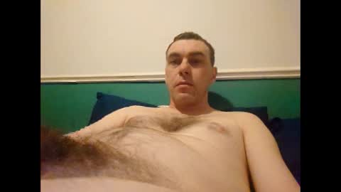 Snapshot of burtz909 chatting on 5, 1, 2025 burtz909 online show from 5, 1, 2025