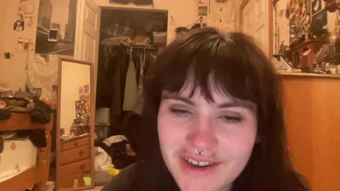 Snapshot of bushbabe3008 chatting on 3, 7, 2026 esme gray online show from 3, 7, 2026