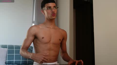 Buster independent model online show from 2, 11, 2025