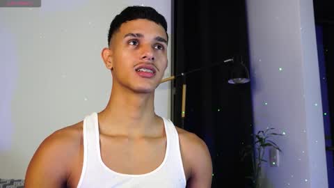 Buster independent model online show from 17, 3, 2026