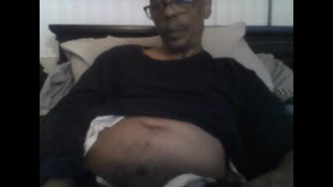 Busturgutzgd1 online show from 27, 12, 2024