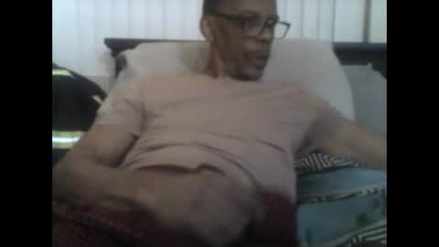 Busturgutzgd1 online show from 16, 1, 2025