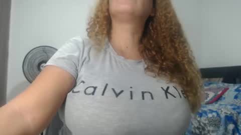 Snapshot of bustyamanda_ chatting on 21, 2, 2025 Amanda online show from 21, 2, 2025