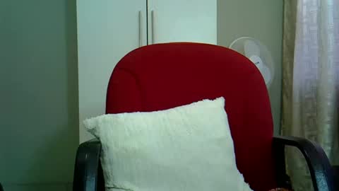 Snapshot of bustytessa37 chatting on 28, 1, 2025 bustytessa37 online show from 28, 1, 2025