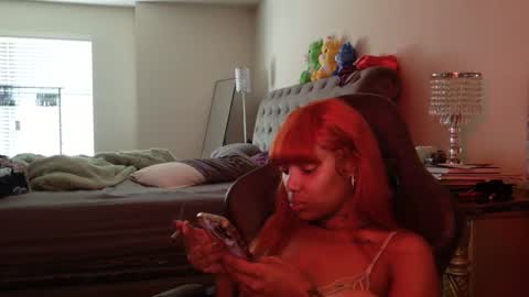 butterfly booty online show from 15, 10, 2025